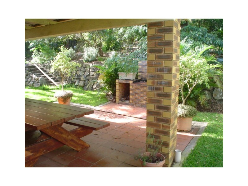 60 Minto Crescent, Arana Hills QLD 4054