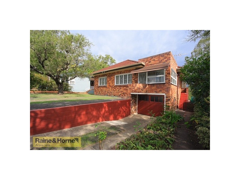76 Taringa Parade, Indooroopilly QLD 4068