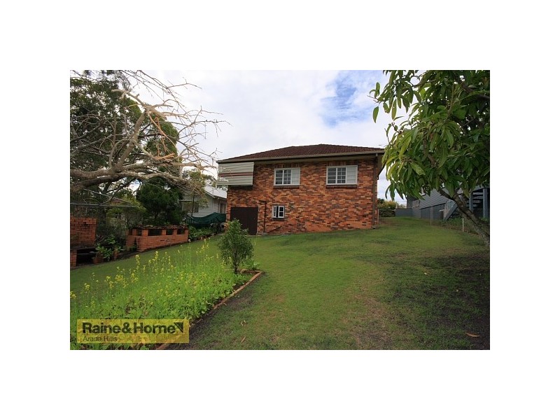 76 Taringa Parade, Indooroopilly QLD 4068