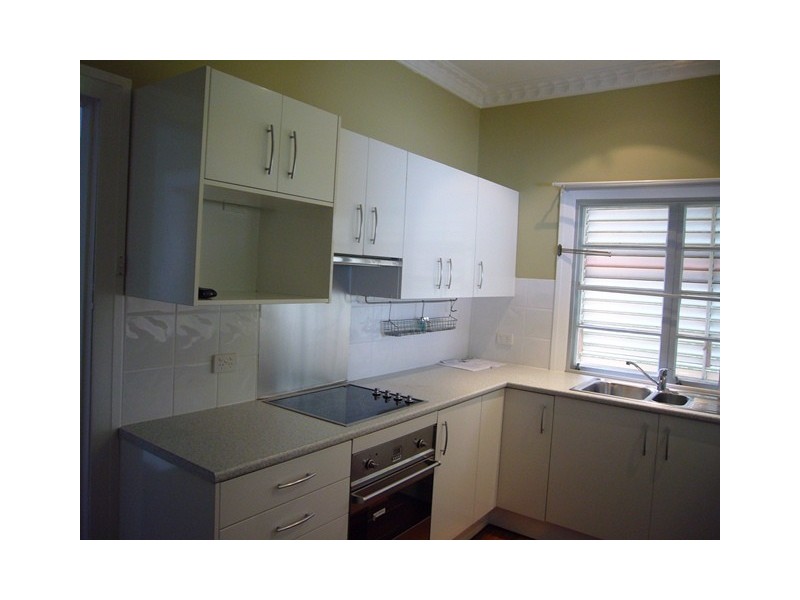 76 Taringa Parade, Indooroopilly QLD 4068