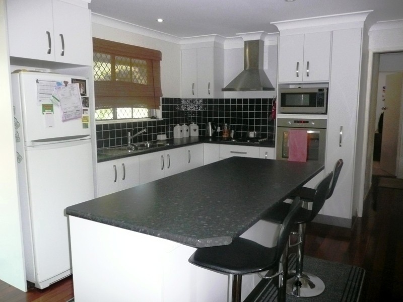 9 Pylara Crescent, Ferny Hills QLD 4055