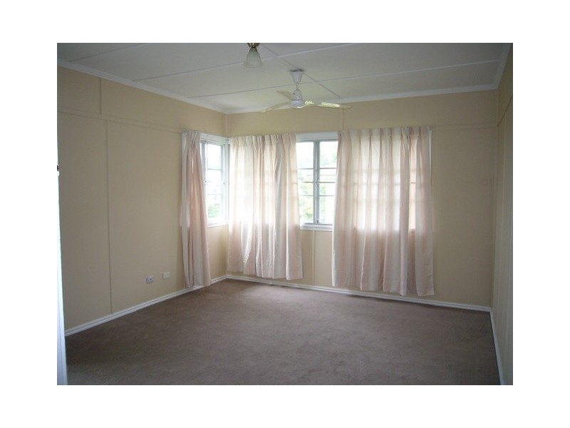 82 Corrigan Street, Keperra QLD 4054