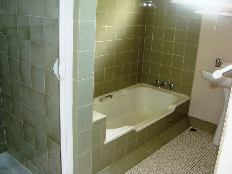 10  Gordon Road, Ferny Hills QLD 4055