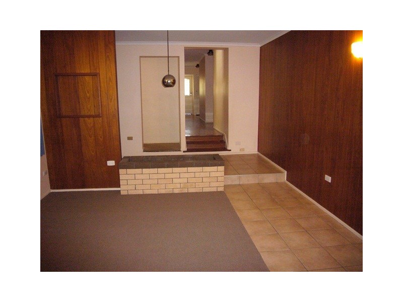 80 Kylie Avenue, Ferny Hills QLD 4055