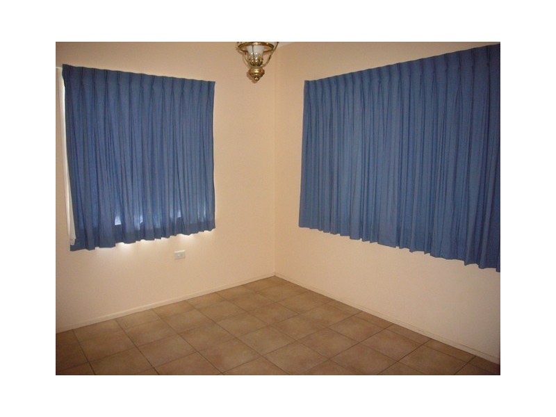 80 Kylie Avenue, Ferny Hills QLD 4055