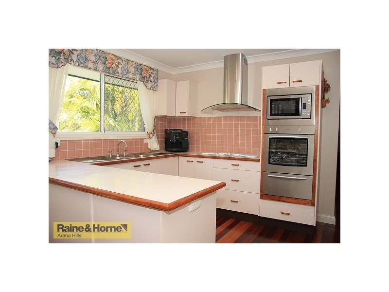 90 View Crescent, Arana Hills QLD 4054
