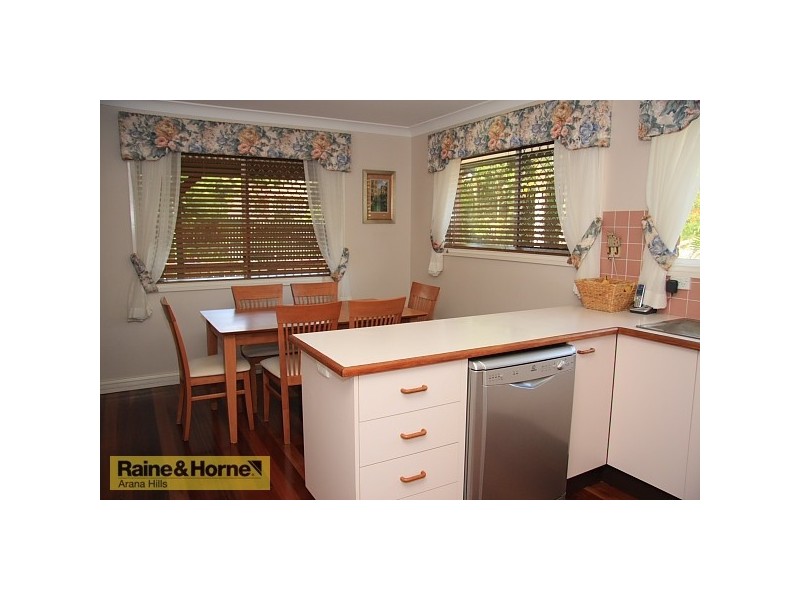 90 View Crescent, Arana Hills QLD 4054