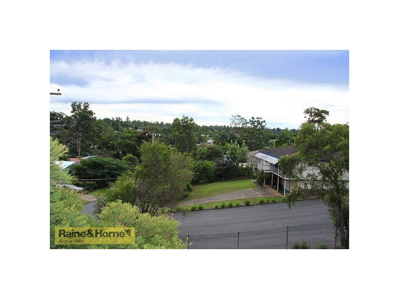 18 Alstonia Street, Arana Hills QLD 4054