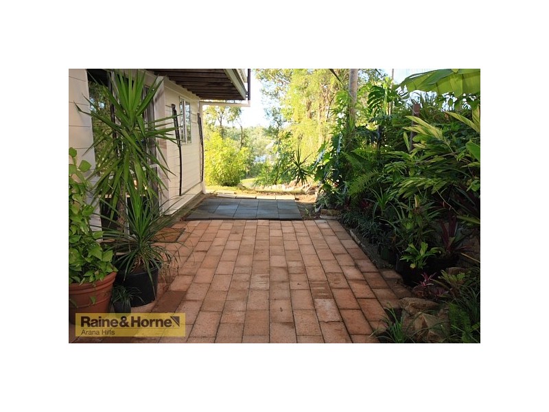 18 Alstonia Street, Arana Hills QLD 4054