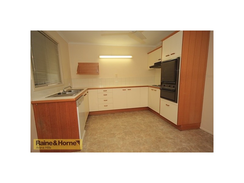 4/9 Leslie Street, Arana Hills QLD 4054