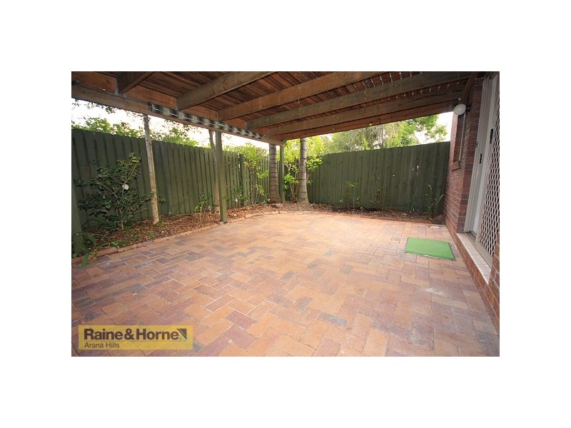 4/9 Leslie Street, Arana Hills QLD 4054