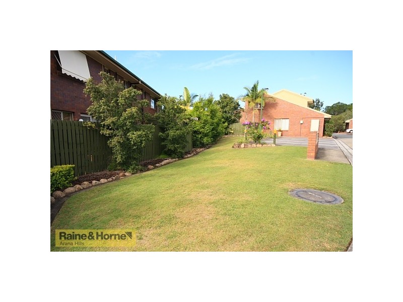 4/9 Leslie Street, Arana Hills QLD 4054