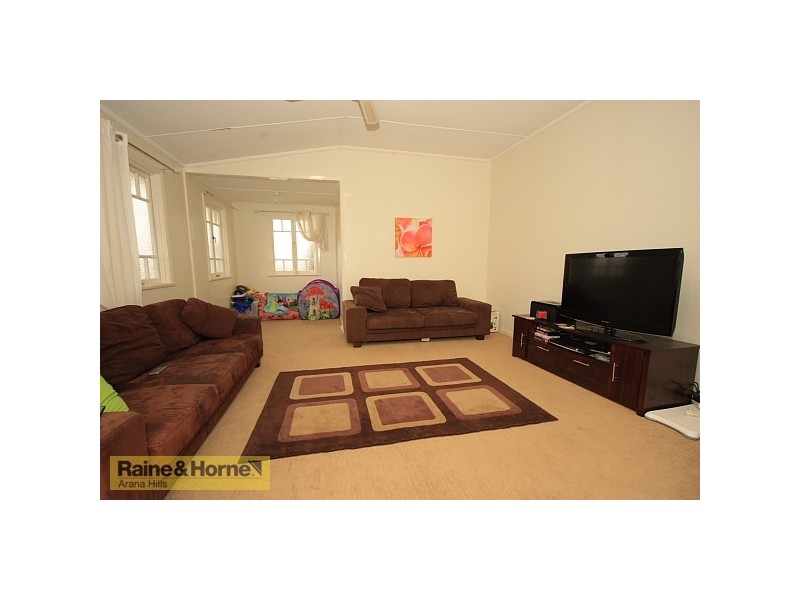 76 Pascoe Street, Mitchelton QLD 4053