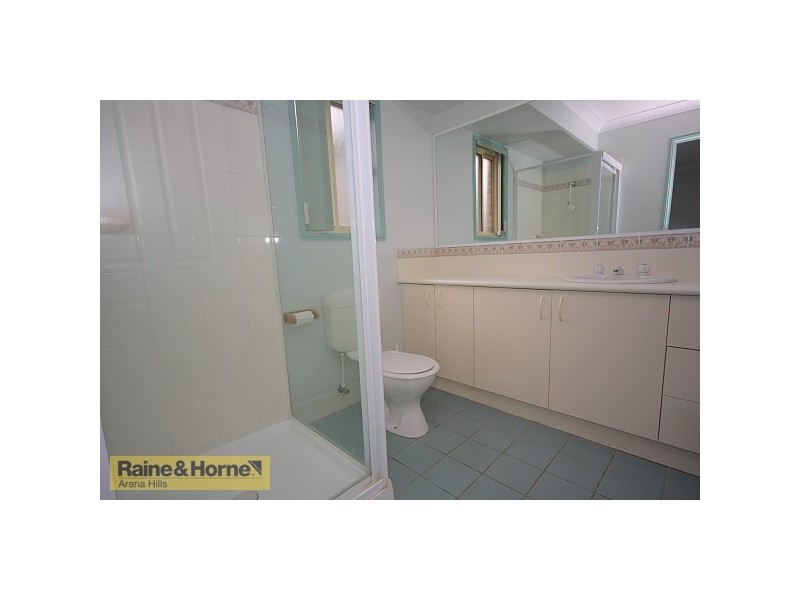 4 Fiddle Court, Arana Hills QLD 4054