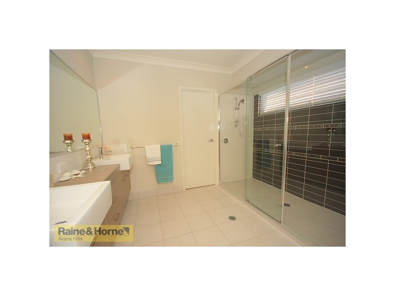 17 Holly Crescent, Griffin QLD 4503