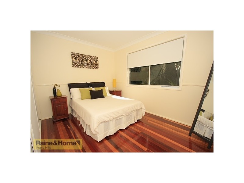 28 Yeerinbool Crt, Arana Hills QLD 4054