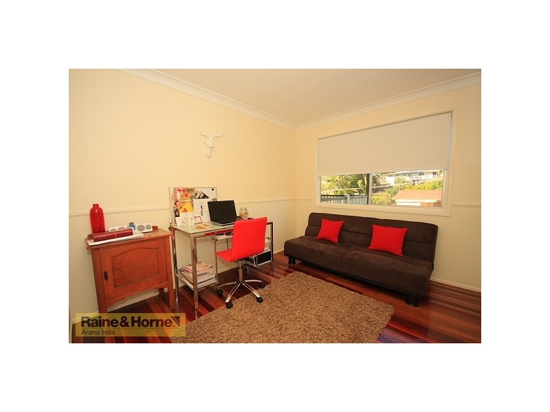 28 Yeerinbool Crt, Arana Hills QLD 4054