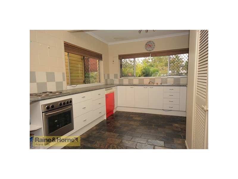 4 Yera Court, Arana Hills QLD 4054