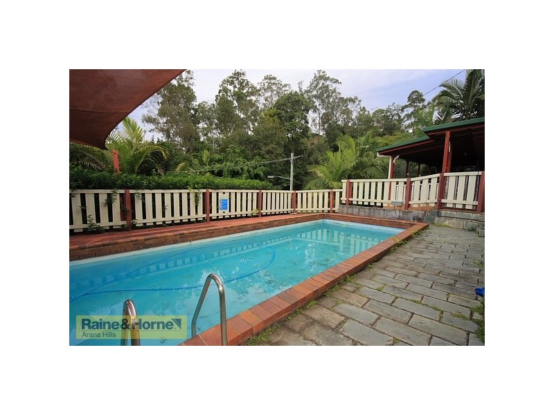 4 Yera Court, Arana Hills QLD 4054