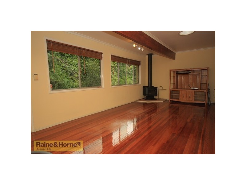 4 Yera Court, Arana Hills QLD 4054