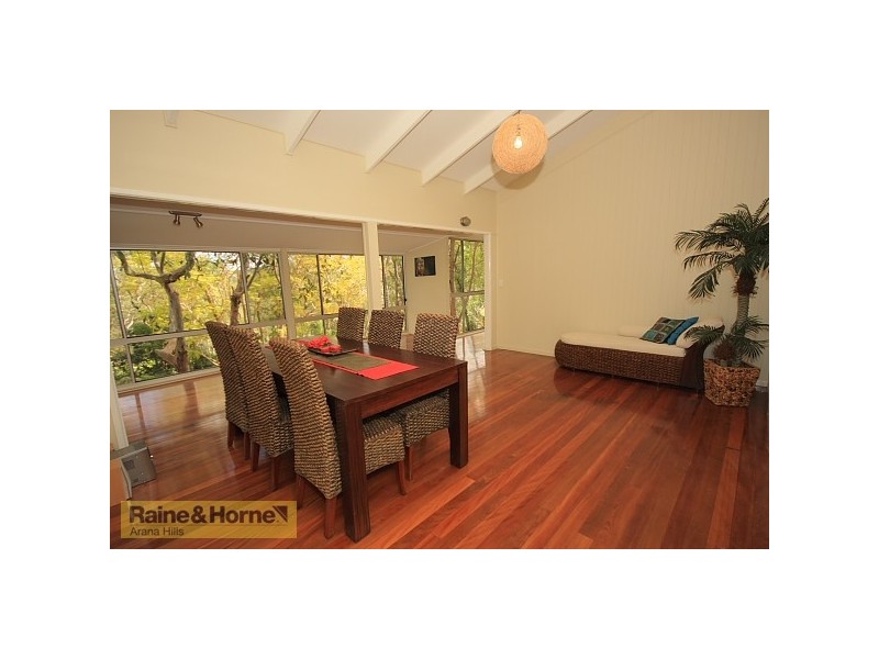 11 Barber Road, Ferny Hills QLD 4055