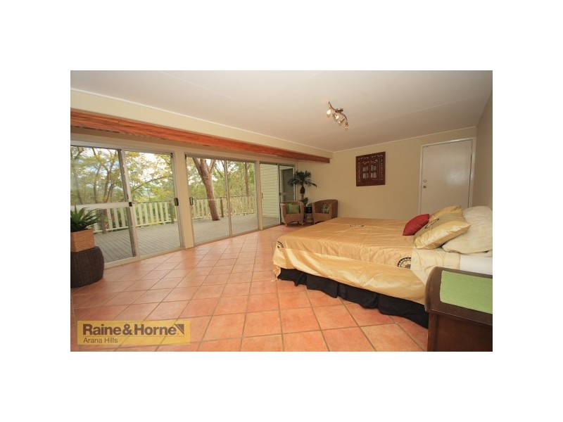 11 Barber Road, Ferny Hills QLD 4055