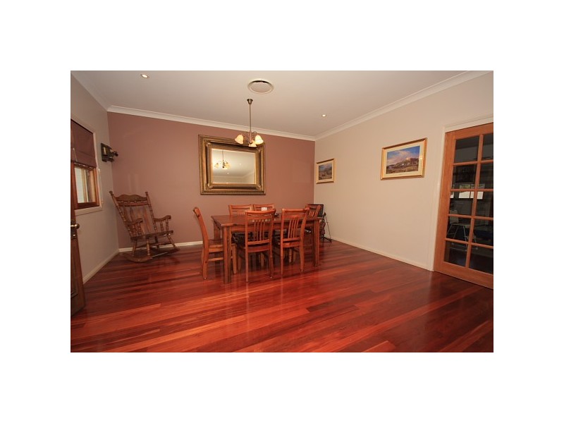 7 Bunyaville Close, Arana Hills QLD 4054