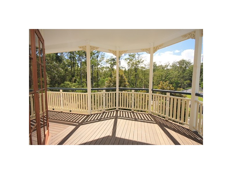 7 Bunyaville Close, Arana Hills QLD 4054