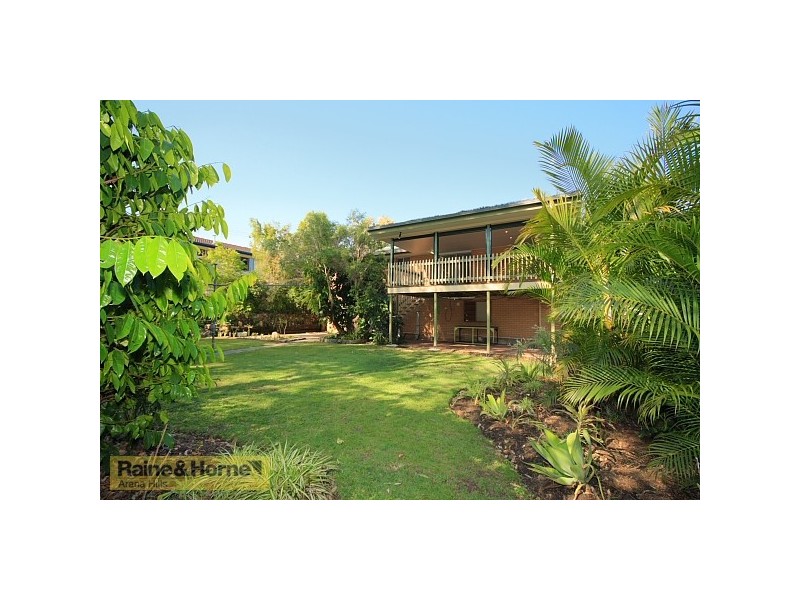 4 Kuringal Drive, Ferny Hills QLD 4055