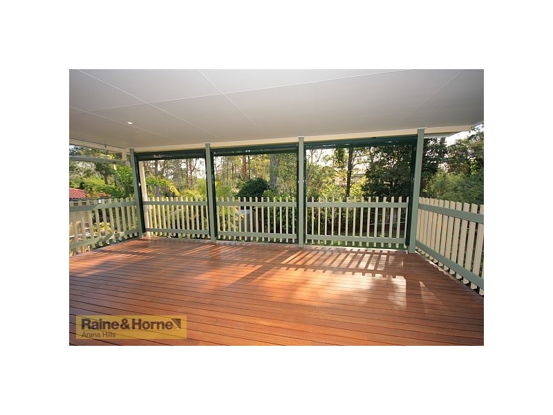 4 Kuringal Drive, Ferny Hills QLD 4055