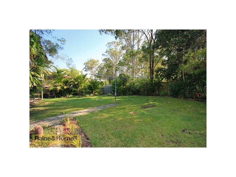 4 Kuringal Drive, Ferny Hills QLD 4055