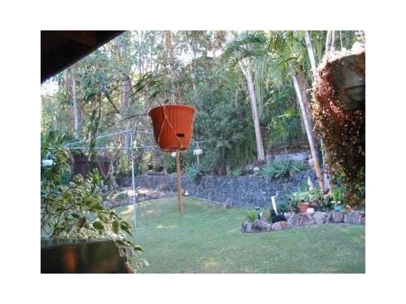 10 Wallaroy Court, Ferny Hills QLD 4055