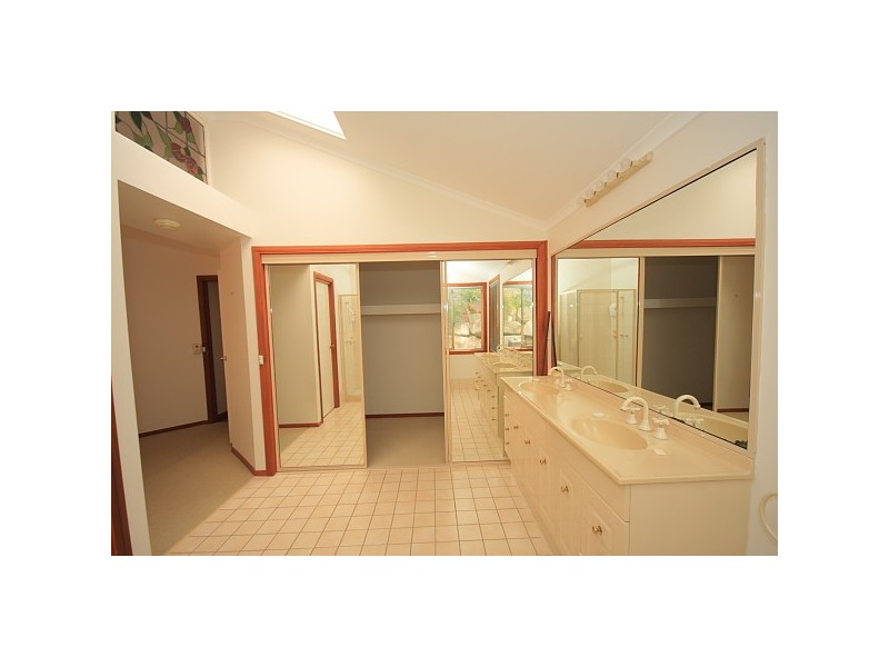 37 Walsall Street, The Gap QLD 4061