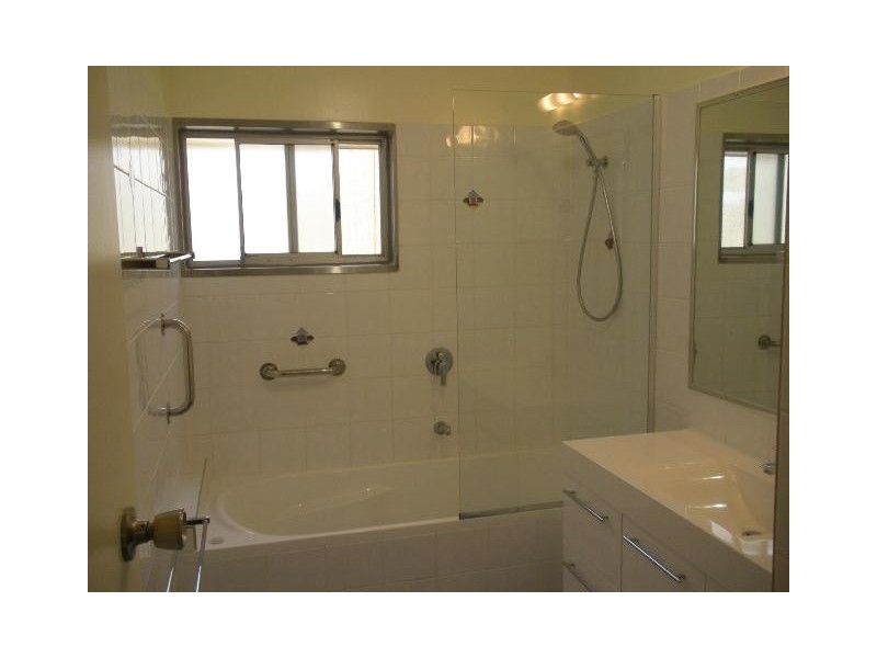 8 Cedarhurst Street, The Gap QLD 4061