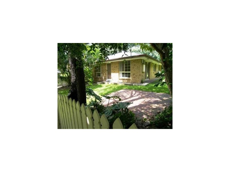 25  Essex Street, Mitchelton QLD 4053