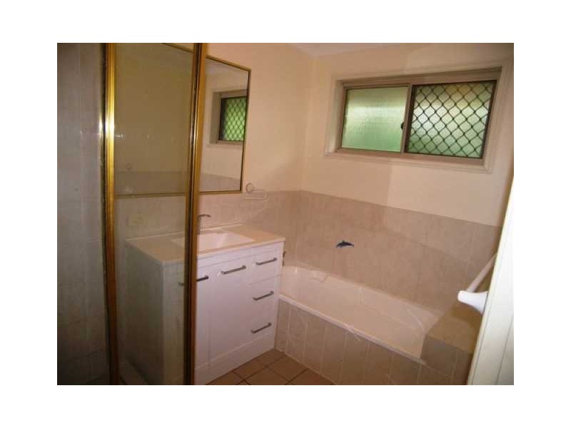 25  Essex Street, Mitchelton QLD 4053