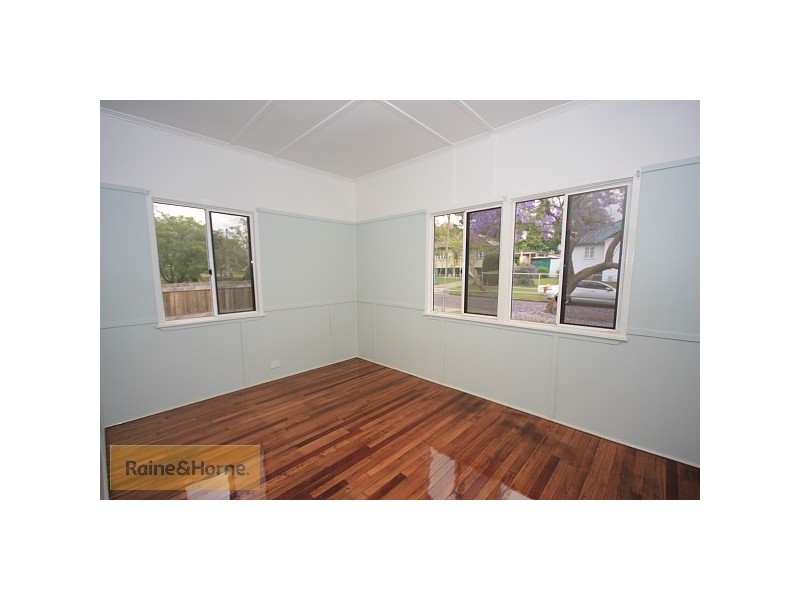 11 Doorey Street, Keperra QLD 4054