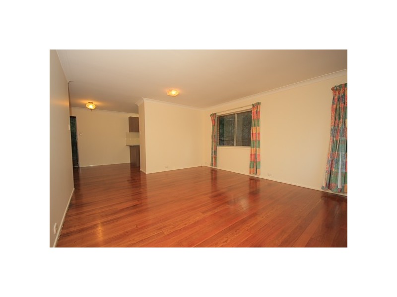 26 Yeerinbool Court, Arana Hills QLD 4054