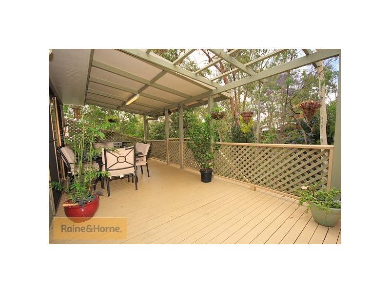 4 Eveleigh Street, Arana Hills QLD 4054