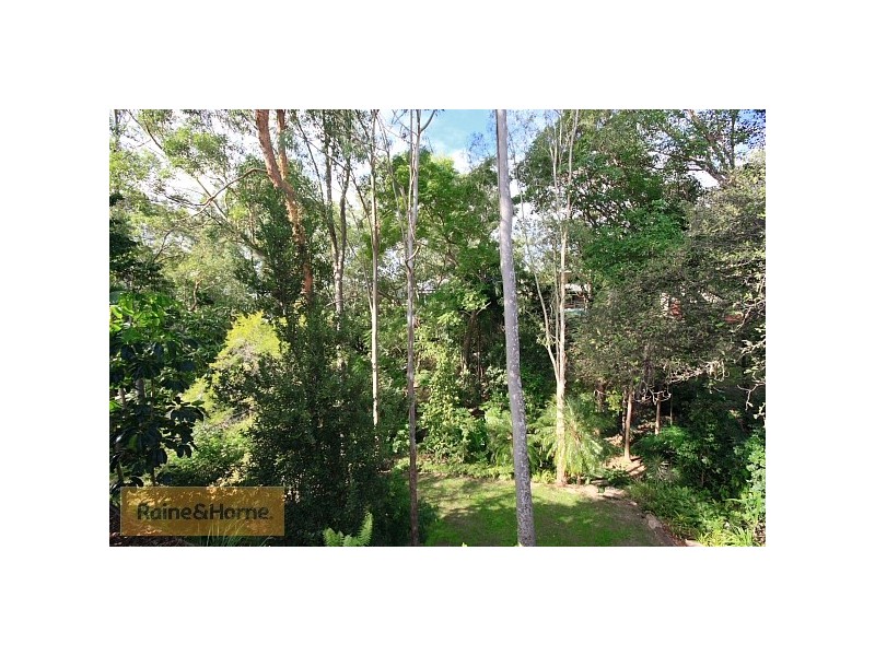 4 Eveleigh Street, Arana Hills QLD 4054