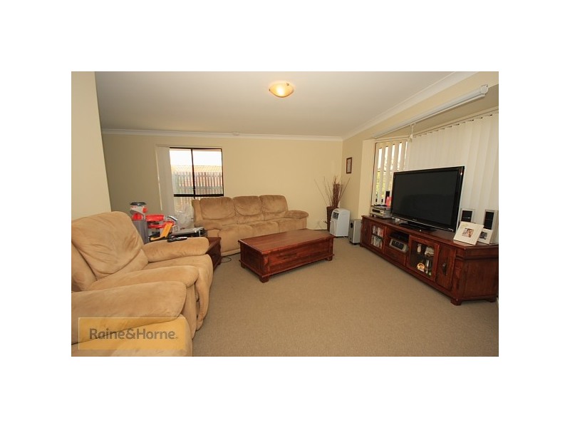 8 Border Court, Arana Hills QLD 4054