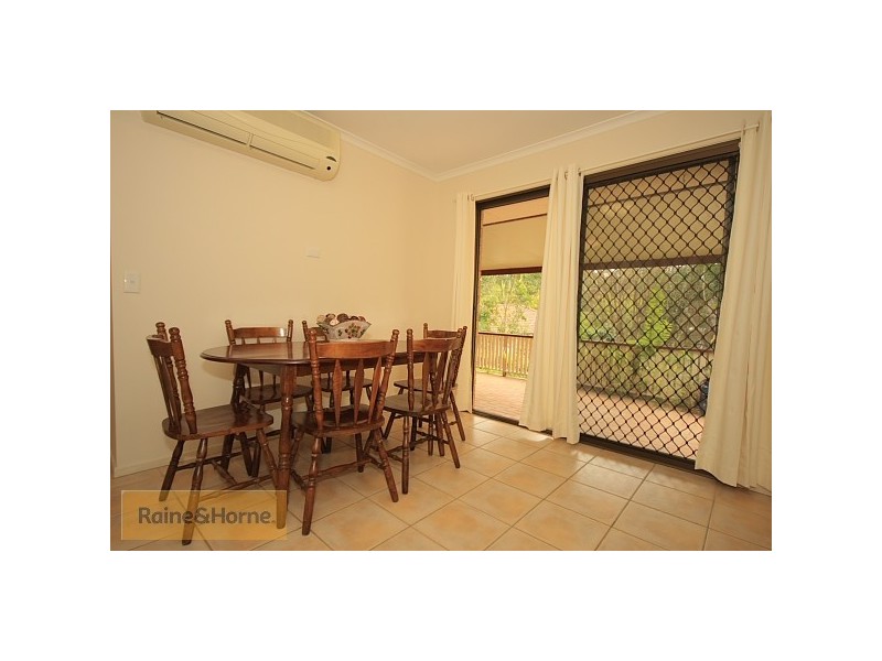 8 Tarawill Crescent, Ferny Hills QLD 4055