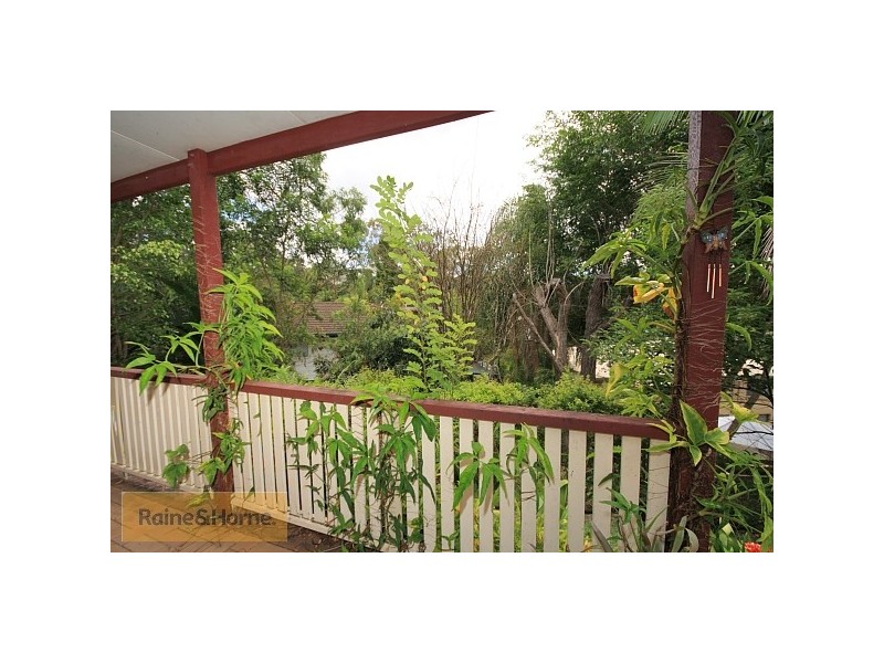 8 Tarawill Crescent, Ferny Hills QLD 4055