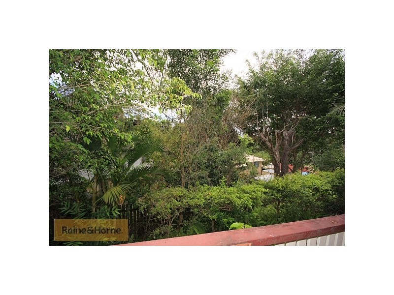 8 Tarawill Crescent, Ferny Hills QLD 4055