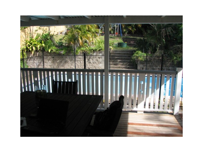 10 Yeerinbool Court, Arana Hills QLD 4054