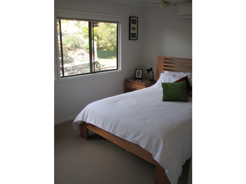 10 Yeerinbool Court, Arana Hills QLD 4054