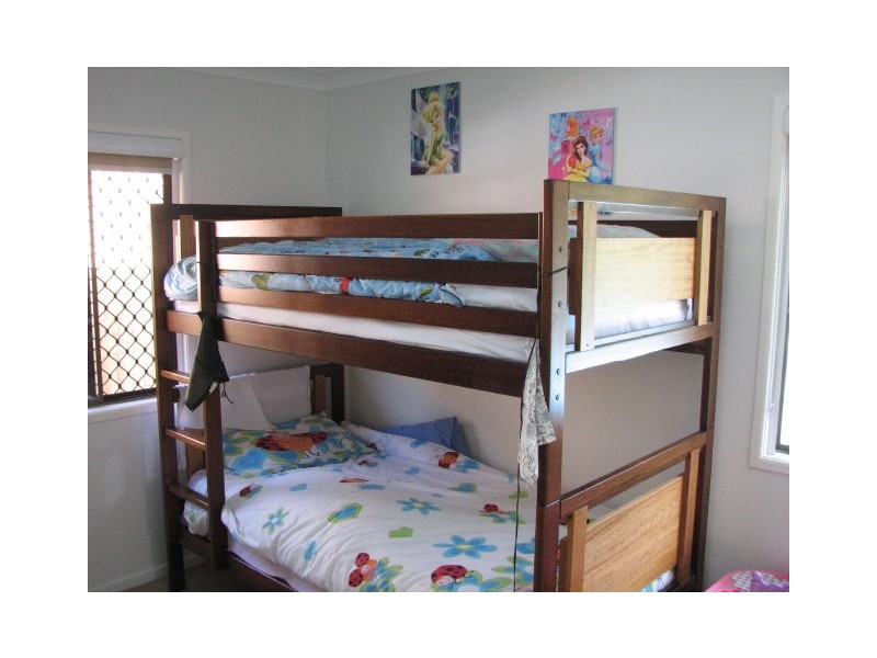 10 Yeerinbool Court, Arana Hills QLD 4054