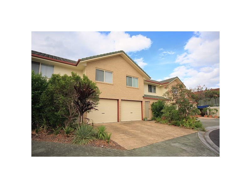 12 Crosby Avenue, Arana Hills QLD 4054