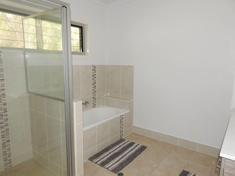 17 Boronia Drive, Tinnanbar QLD 4650