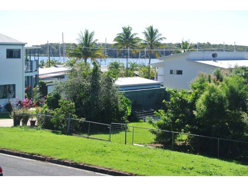 46 Emperor Street, Tin Can Bay QLD 4580